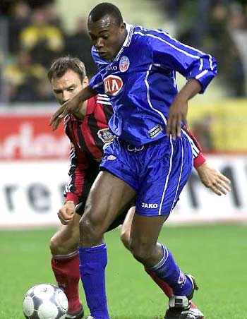 实力雄厚的 实力雄厚的